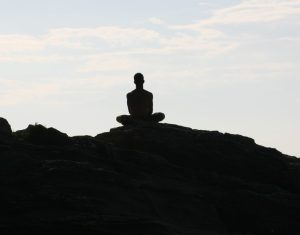 Priče koje liječe 4 / Radionica: “Uvod u pomnost (mindfulness): kako se nositi s mislima i emocijama?”
