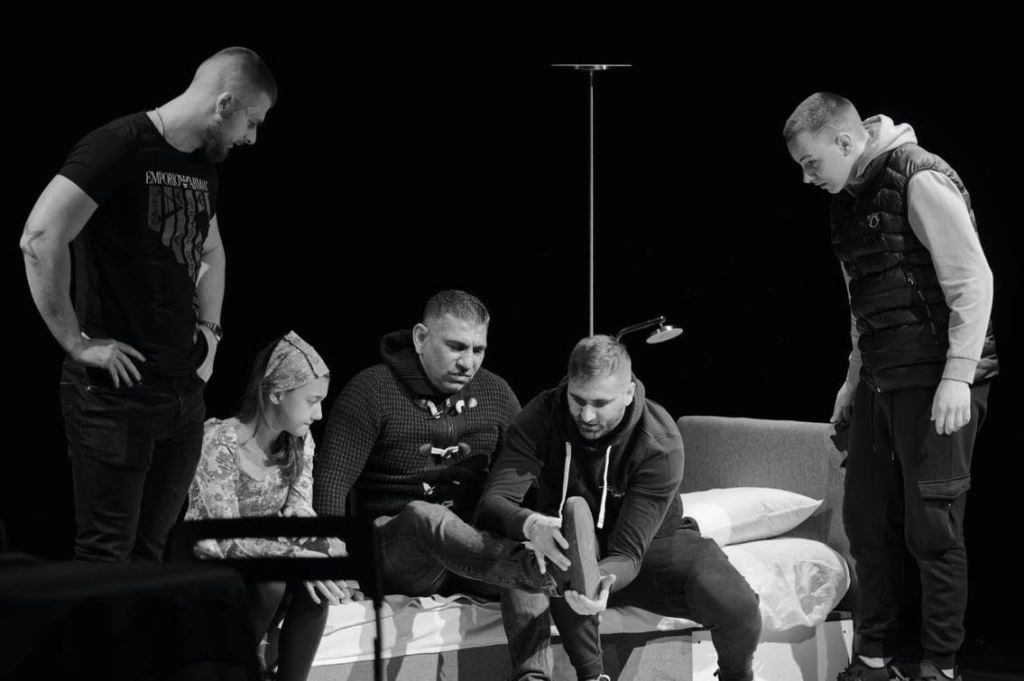 “Jašarpašići” –  besplatna kazališna komedija Teatra R