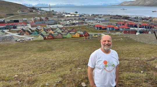 Putnička klasa IP: Edo Toplak – Od polarnog kruga Svalbarda do tropskog pojasa Vijetnama